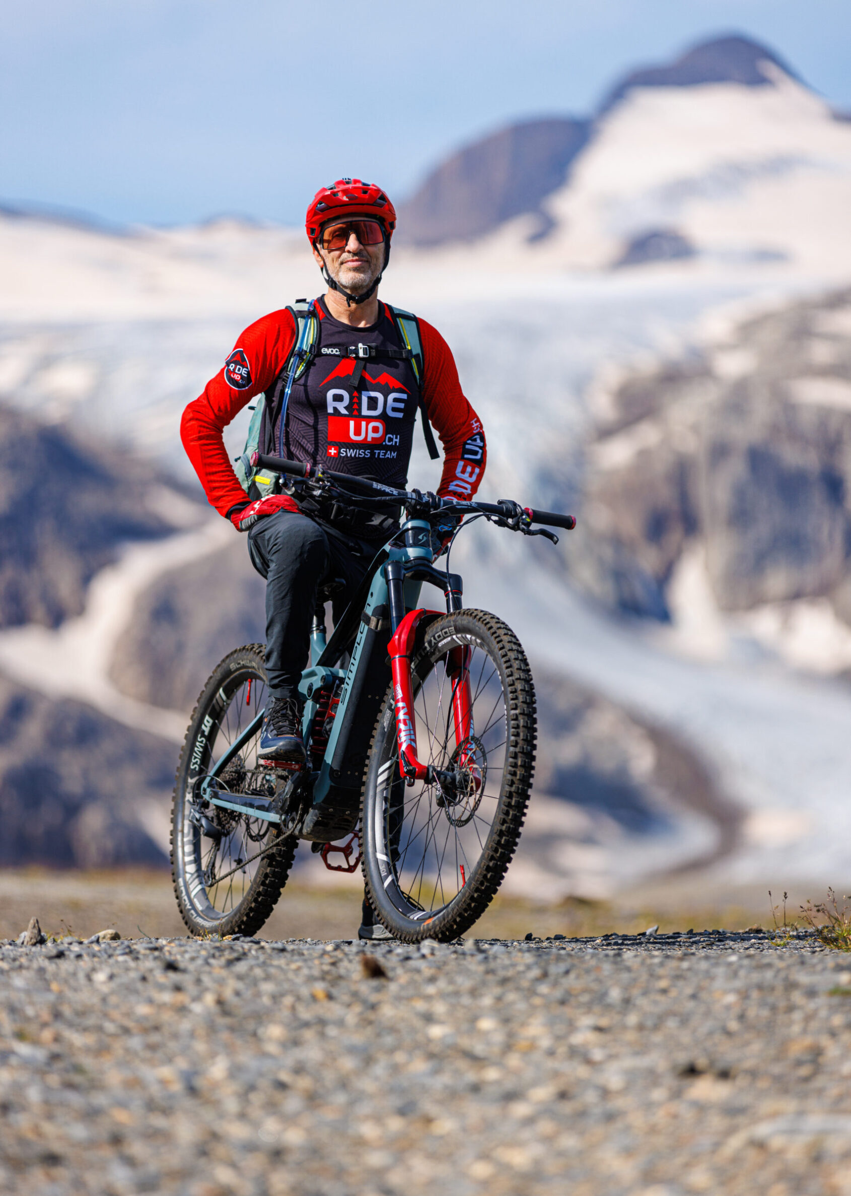Epic eMTB ride with mountain guide Crus